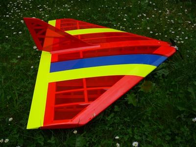 80er Jahre Delta (Holzbausatz SW=108cm "Elektromodell")