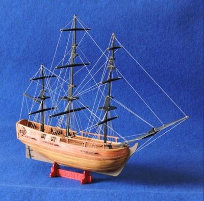 HMS Bounty Le Piccole Holzbausatz