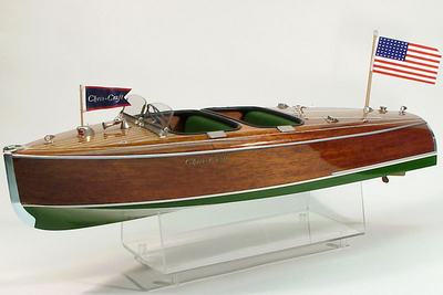 Chris-Craft Barrel Back 1940 (RC-Bausatz)