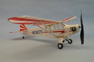 Piper "Clip Wing" Cup Lasercut Balsabausatz (SW=762mm)