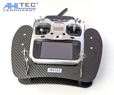 Senderpult Futaba T16IZ & T16IZ Super Carbon