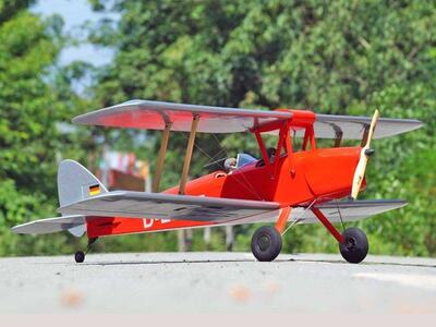 RC Flugzeug Tiger Moth (rot) / 1400 mm