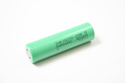 Akku 18650 Samsung INR25R 3,6V-3,7V 2500mAh Li-Ion Akku mit Lötfahne Z