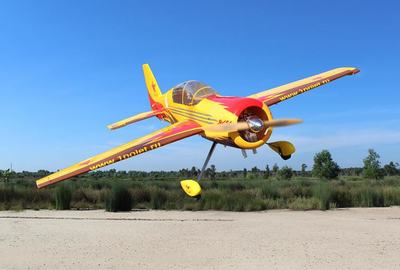 YAK 54 3D 35-40cc Benzin ARF (SW=185cm)