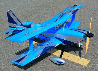 Ultimate Biplane ARF 20-26cm³ Benzin (SW=138cm)